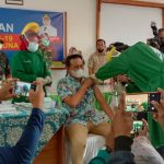 Eri Marka, Orang Pertama Disuntik Vaksin Covid-19 di Natuna
