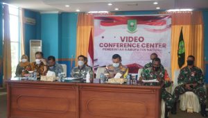 Read more about the article Natuna Laporkan Perkembangan Covid 19 Kepada Gubernur Kepri Melalui Video Conference.