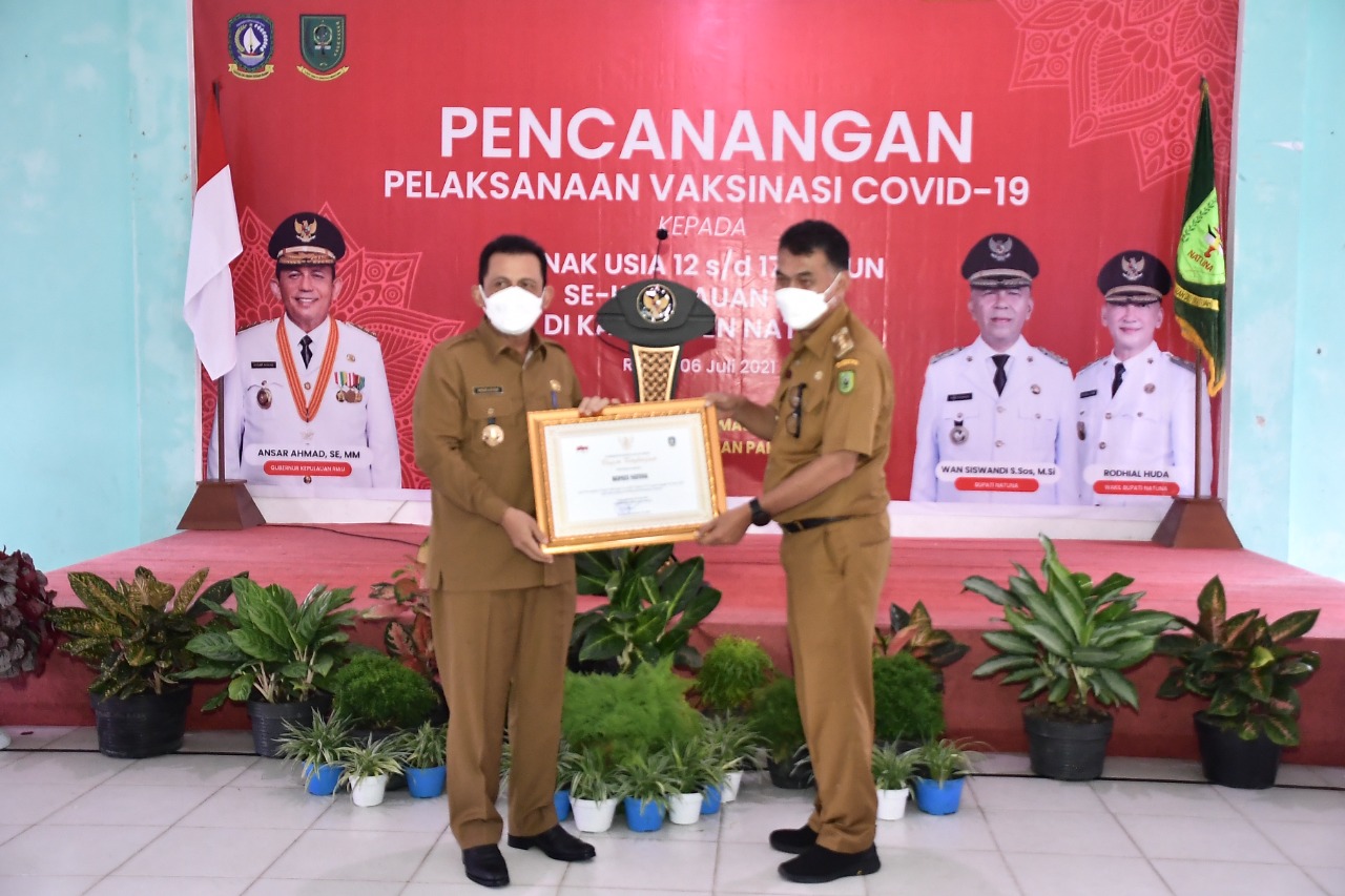 You are currently viewing Lampaui Target Vaksinasi, Gubernur Kepri Apresiasi Kinerja Pemkab Natuna.
