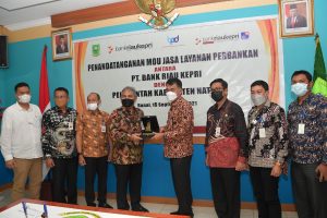 Read more about the article Melalui MoU Bersama PT. Bank Riau Kepri, Bupati Natuna Berharap Pengelolaan Keuangan Pemda Transparan