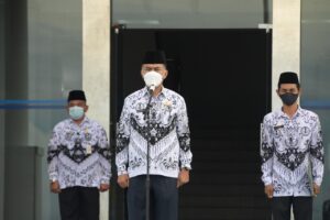 Read more about the article Wan Siswandi Mengapresisasi Pemerintah Daerah yang telah menghargai jasa Guru