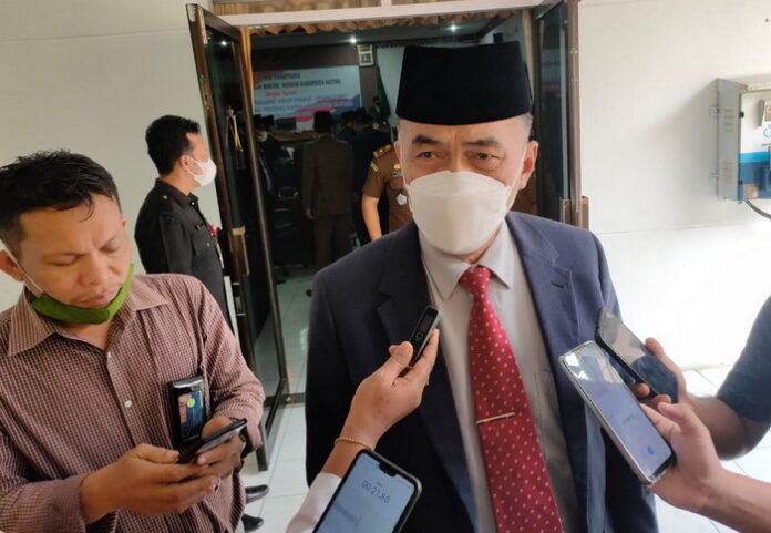 You are currently viewing Tunda Salur Rp100 Milyar Mandek di Pusat, Wan Siswandi : Kita Akan ke Jakarta Temui Menkeu