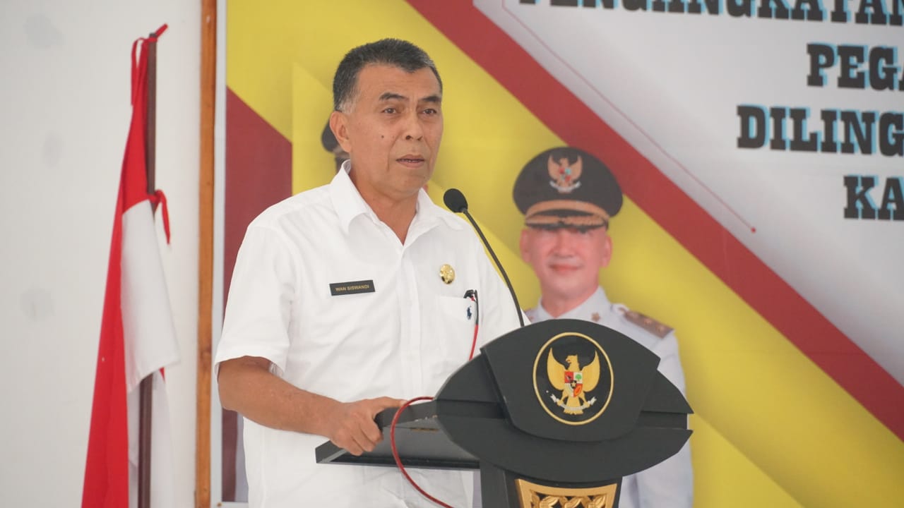 You are currently viewing Lantik 131 PNS, Bupati Ingatkan Untuk Menyesuaikan Diri di Era Digitalisasi