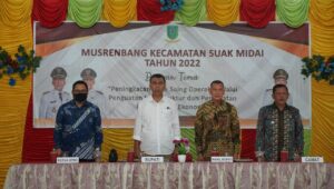 Read more about the article Sambangi Midai dan Suak Midai Bupati Pimpin Musrenbang Tingkat Kecamatan