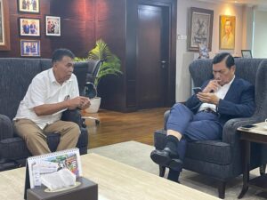 Read more about the article Jumpai Menteri Luhut, Bupati Natuna Perjuangkan Natuna Menuju KEK