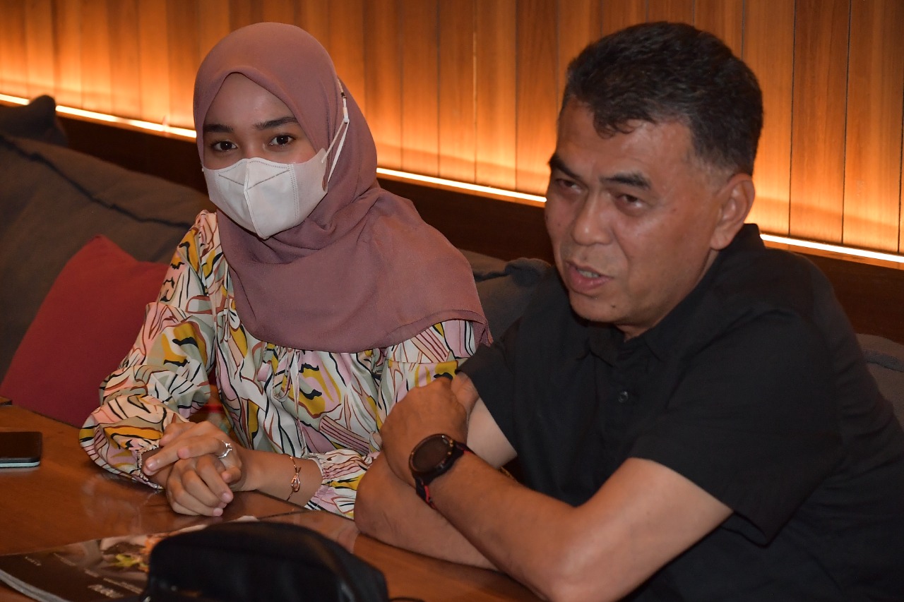 You are currently viewing Bupati Natuna Hadiri Makan Malam Bersama Pusat Riset Inovasi Sumberdaya Kewilayahan Universitas Padjadjaran.