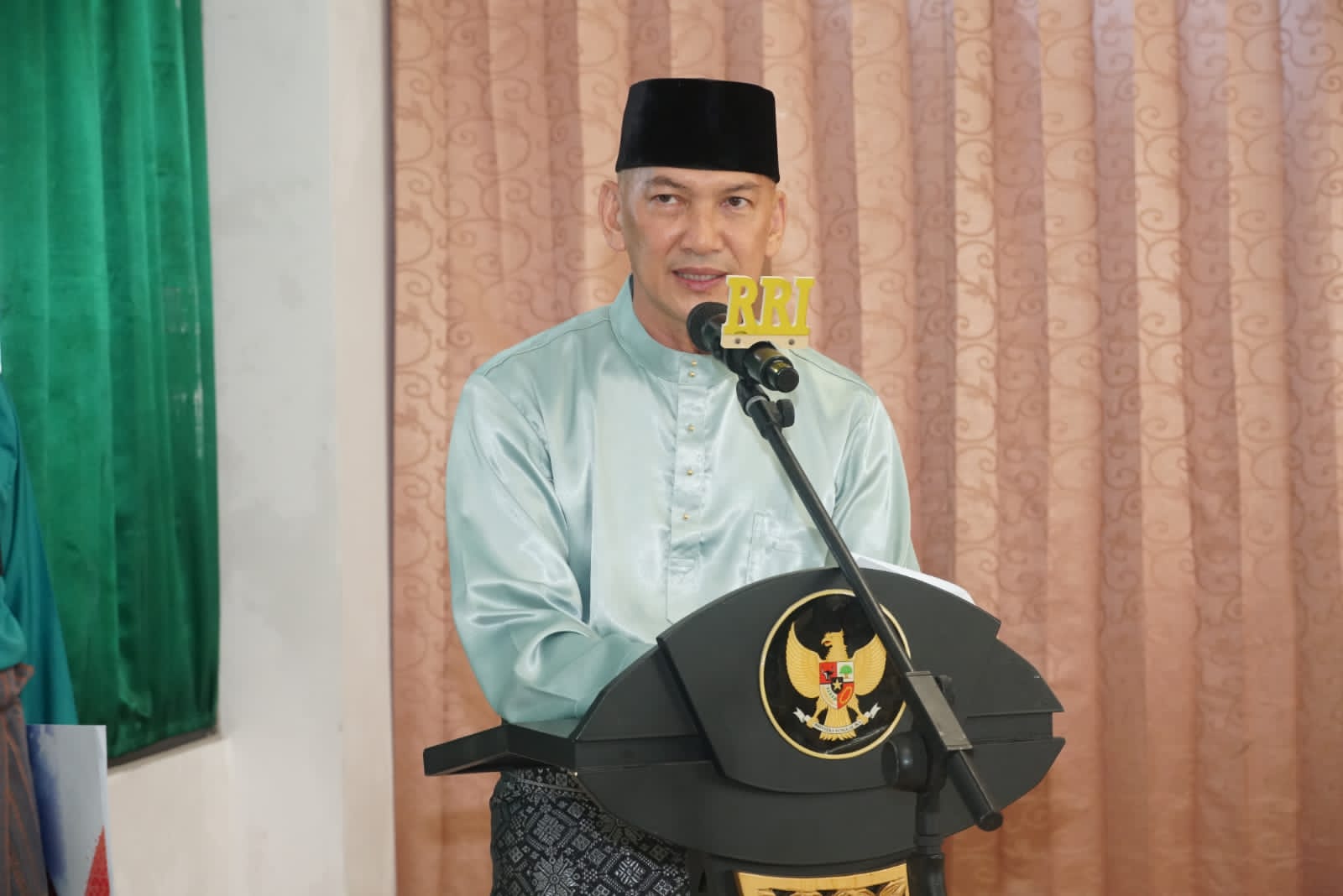 You are currently viewing Resmi, Wakil Bupati Natuna Lantik Dewan Hakim MTQ Ke – X.