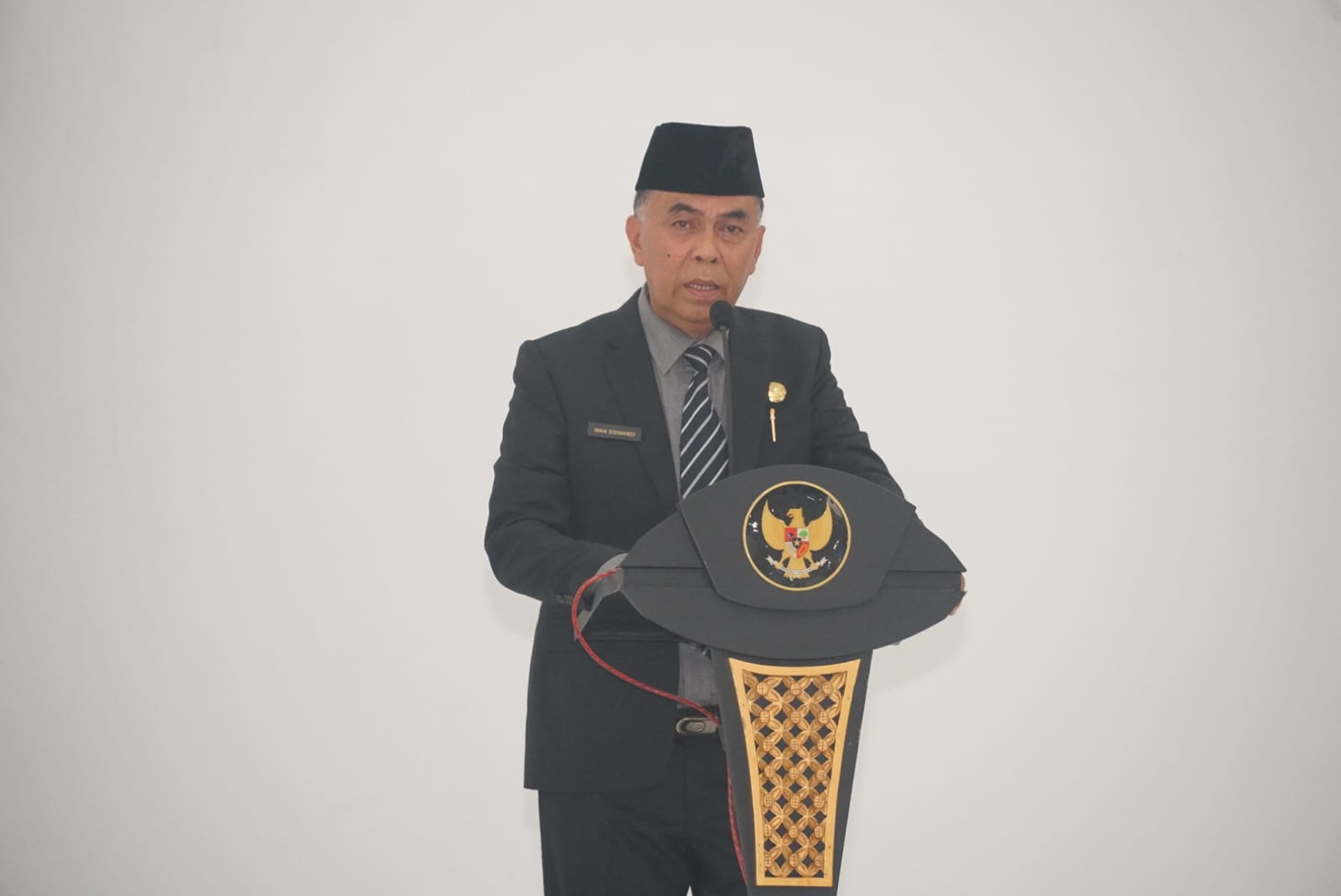 You are currently viewing Pemkab Natuna laksanakan Pengambilan Sumpah PNS Dalam Jabatan Tinggi Pratama, Jabatan Administrator, Jabatan Pengawas dan Jabatan Fungsional.