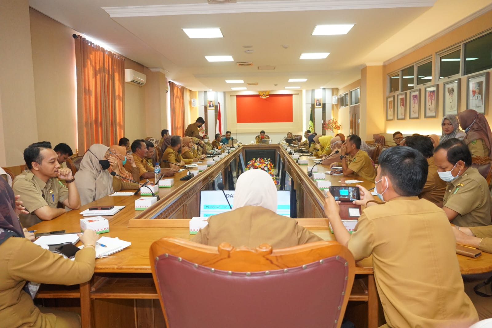 You are currently viewing Asisten 3 : Natuna menyiap SDA ( Sumber Daya Aparatur) dalam meningkatkan kualitas pelayanan.