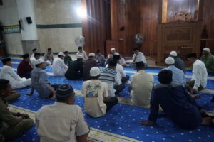 Read more about the article Bupati Natuna Ajak Para OPD Natuna untuk memakmurkan Masjid.