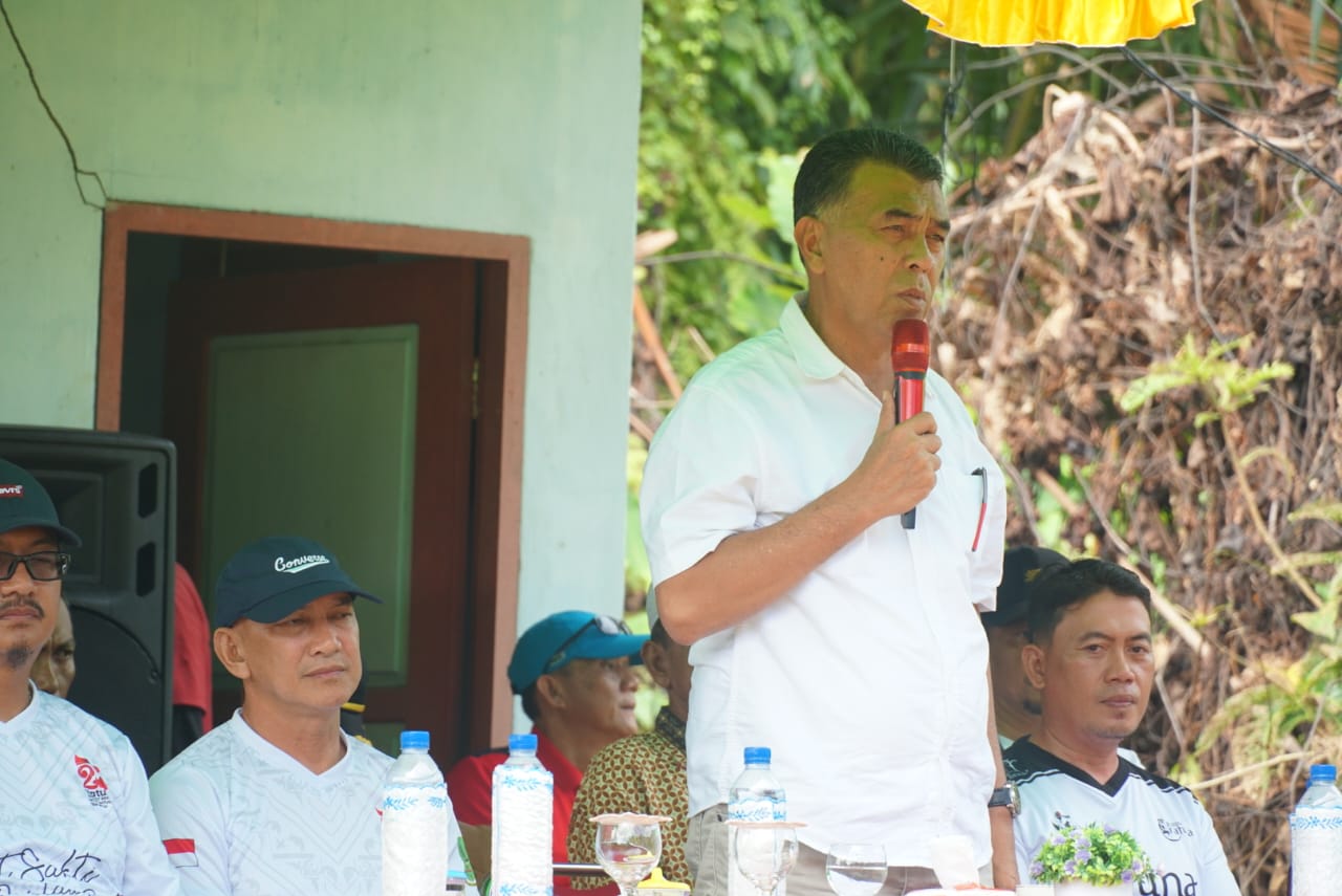 You are currently viewing Bupati Natuna Buka Tournament Sepak Bola Desa Tanjung Batang Kecamatan Pulau Tiga.