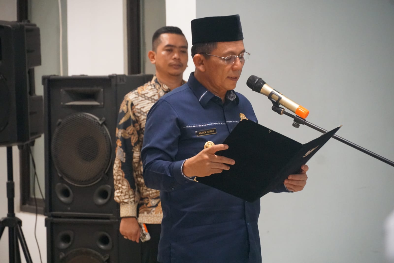 You are currently viewing Gubernur Kepri Lantik Majelis Pengurus Daerah Ikatan Cendikiawan Muslim se-Indonesia Kabupaten Natuna.
