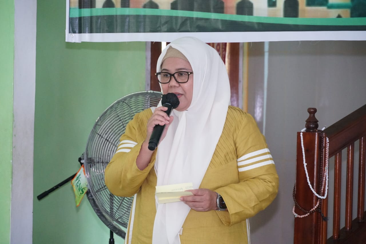 You are currently viewing Wakil Gubernur Kepri Hadiri Acara Tausiyah Agama di Mesjid Baitul Mutaqqin Desa Air Lengit