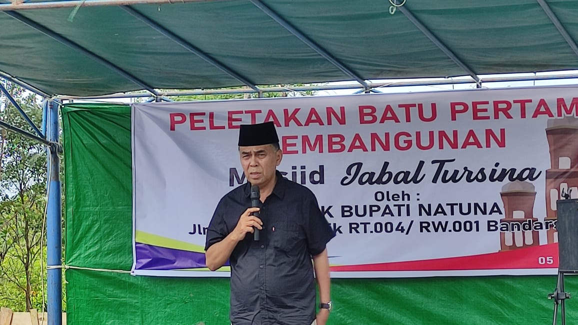You are currently viewing Bupati Natuna Hadiri Peletakan Batu Pertama Pembangunan Masjid Jabal Tursina di Kelurahan Bandarsyah