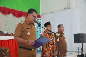 Read more about the article Bupati Natuna Pimpin Pelantikan dan Pengambilan Sumpah PNS Jabatan Administrasi dan Pengawas di Kecamatan Serasan dan Serasan Timur