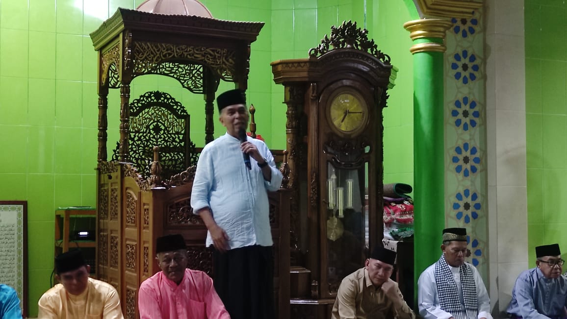 You are currently viewing Tiba Di Serasan, Bupati  Natuna Langsung Gelar Silaturahmi bersama masyarakat di Mesjid Al Furqon Serasan