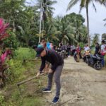 Wakil Bupati Natuna Laksanakan Gotong Royong Bersama Masyarakat Desa Payak