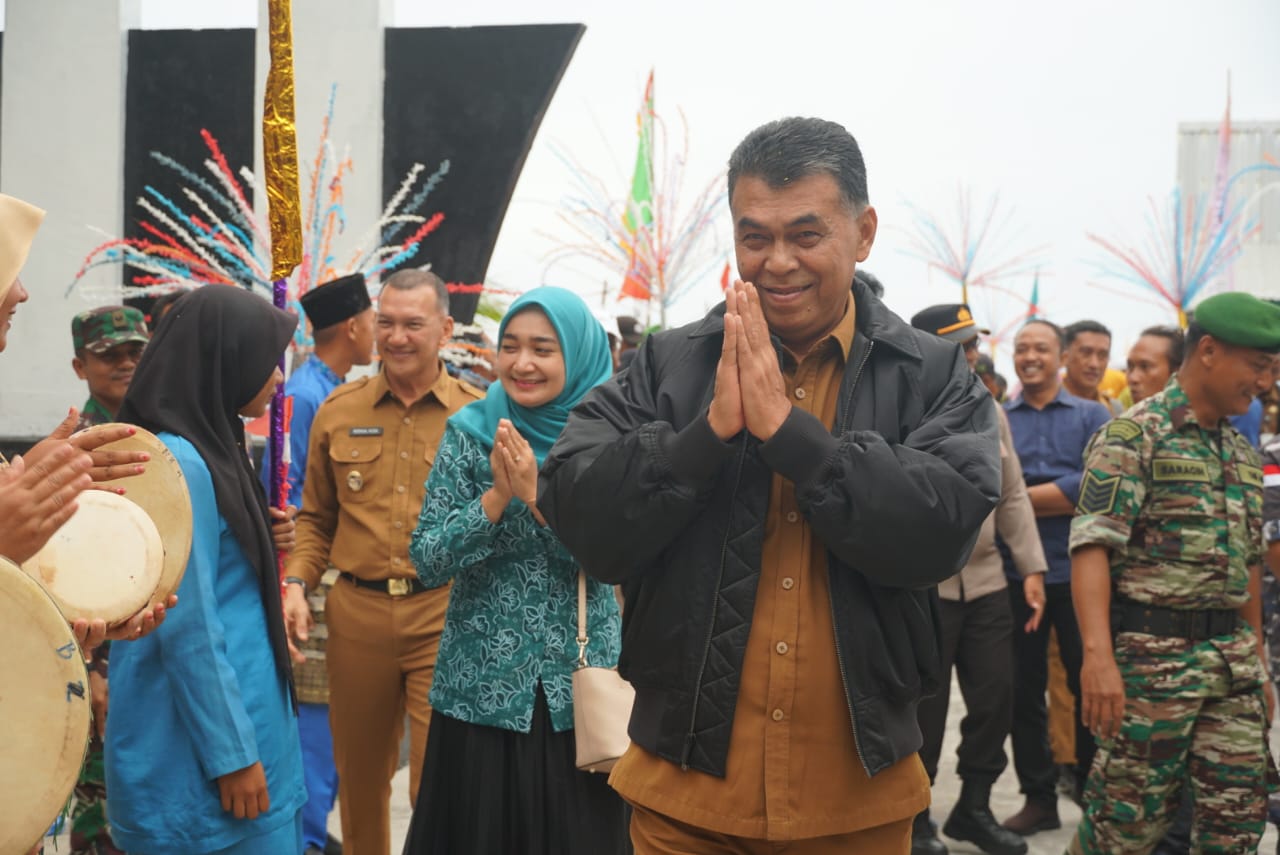 You are currently viewing Resmi Jadi Kecamatan Pulau Panjang, Bupati Natuna Lantik Pejabat Administrator Camat Kecamatan Baru  Pulang Panjang