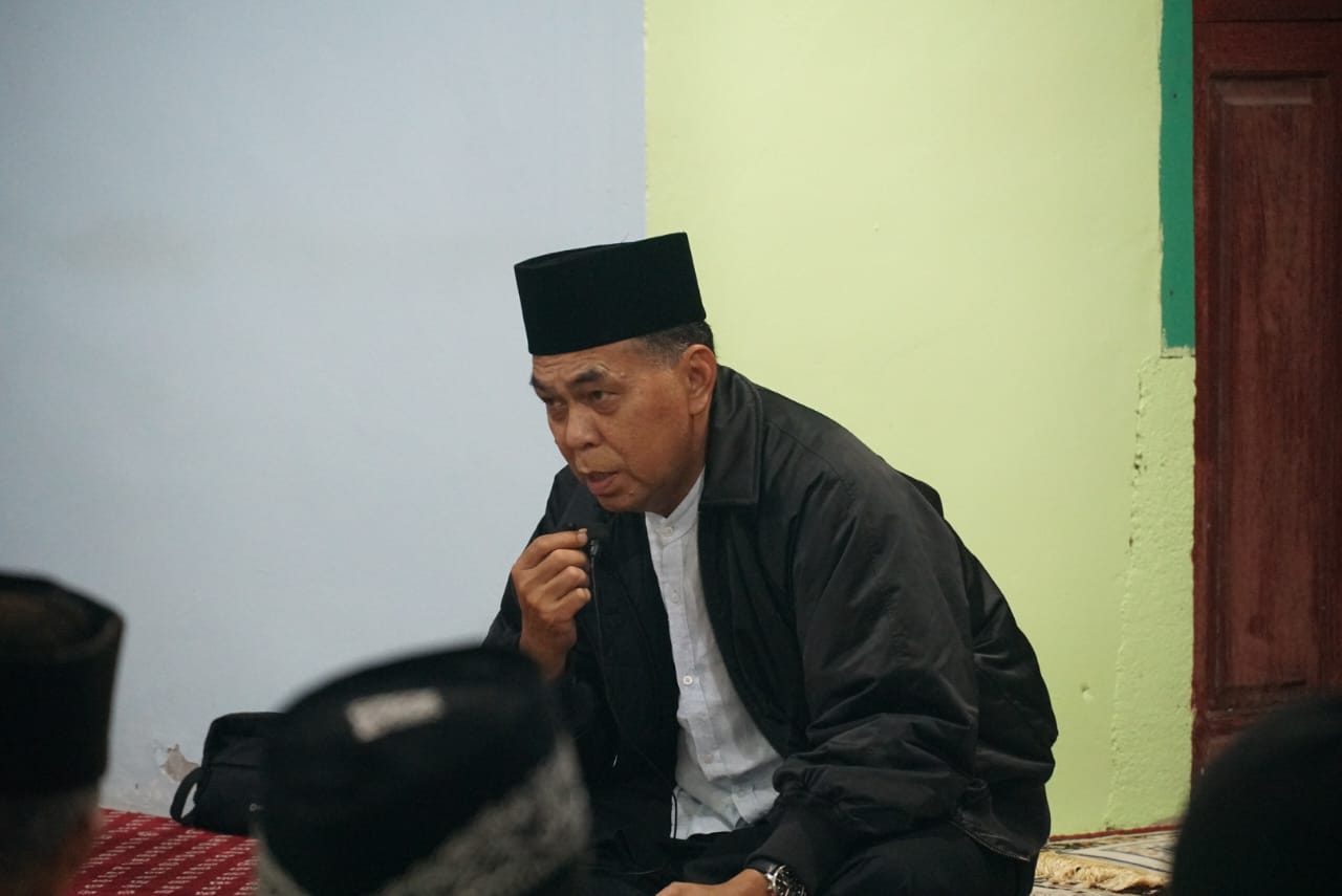 You are currently viewing Safari Subuh di Mesjid Al Hidayah Desa Air Putih, Bupati Natuna Mengajak Jamaah Memakmurkan Mesjid.