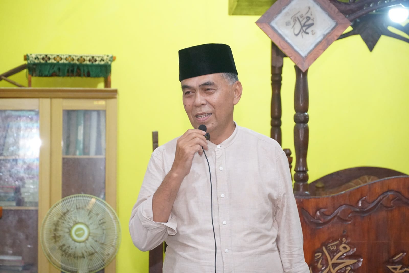 You are currently viewing Safari Ramadhan Di Kecamatan Seluan, Bupati Natuna Dan Wakil Bupati Sambangi Mesjid Ar-Raja’a