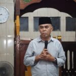 Safari ke Masjid Al-Muqoddimah Desa Ceruk, Bupati Natuna Serahkan Bantuan Sembako dan Santunan Kepada Anak Yatim