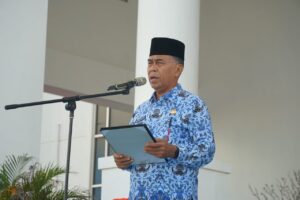 Read more about the article Bupati Natuna Pimpin Upacara Hardiknas “Membuat Sejarah Baru Gerakan Merdeka Belajar”