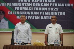Read more about the article Serahkan SK PPPK Kesehatan Formasi 2022, Wakil Bupati Natuna : Dalam Pelayanan Publik, Semua Orang Harus Dilayani Dengan Kualitas Yang Sama