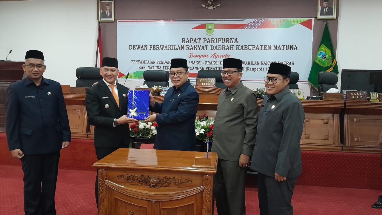 You are currently viewing Wakil Bupati Natuna Hadiri Rapat Paripurna DPRD Natuna