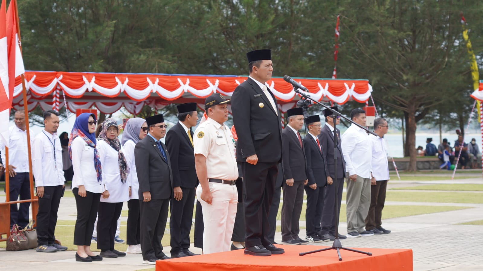 You are currently viewing Bupati Natuna Dampingi Gubernur Kepri Dalam Acara Pengukuhan Paskibraka Tingkat Provinsi Kepulauan Riau Tahun 2023