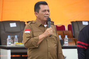 Read more about the article Sekda Natuna Dampingi Gubernur Kepri Dalam Penutupan Tournament Futsal dan Bola Kaki Piala Gubernur Kepri Zona Kabupaten Natuna