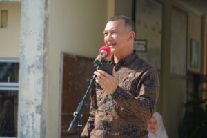 Read more about the article Wakil Bupati Menghadiri Acara Simulasi Penanganan Bencana Kebakaran Di SMAN 1 Bunguran Timur