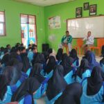 Sambangi Sekolah Menengah Atas di Kecamatan Midai, Wakil Bupati Natuna Berikan Motivasi Siswa Dalam Menata Masa Depan
