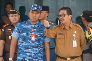 Read more about the article Sekda Natuna Hadiri Open Base Dirgantara dan Static Show Pesawat C Hercules