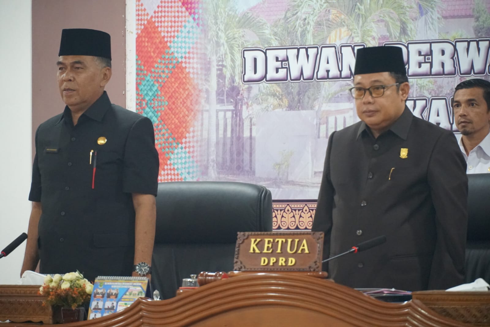 You are currently viewing Bupati Natuna Tandatangani Nota Kesepakatan KUA dan PPAS Perubahan APBD Natuna Tahun 2023