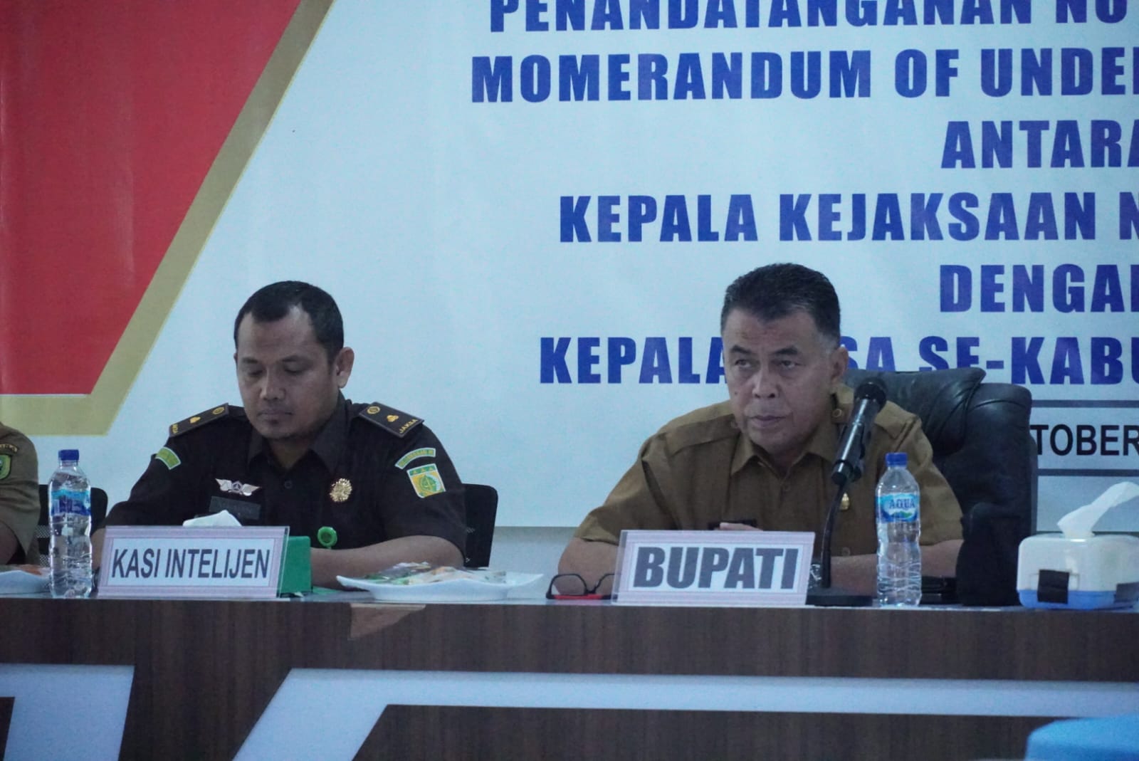 You are currently viewing Bupati Natuna Hadiri Penandatanganan MOU Antara Kejaksaan Natuna Dan Kepala Desa Se Kabupaten Natuna