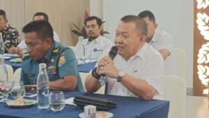 Read more about the article Hadiri Rakor Strategi Penguatan Keamanan Laut, Asisten ll Natuna: Harapan Kami Laut Natuna Jadi Aman