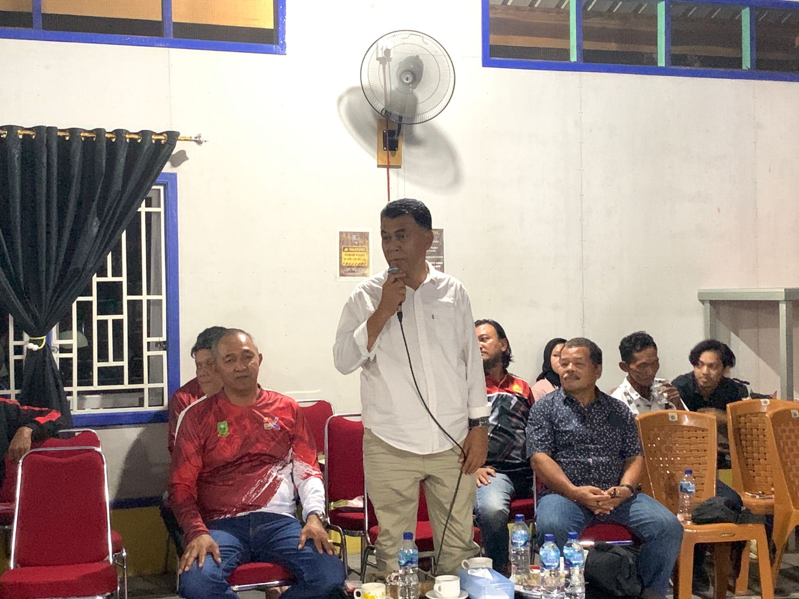 You are currently viewing Secara Resmi Bupati Natuna Tutup Turnamen Piala Bupati Cabor Biliar