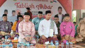 Read more about the article Tabligh Akbar HUT Kabupaten Natuna Sambangi Kecamatan Bunguran Batubi