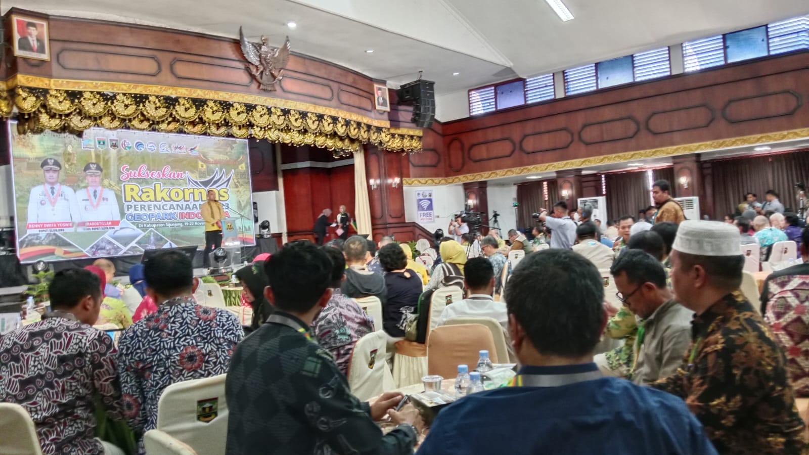 You are currently viewing Pengurus Geopark Kabupaten Natuna Ikuti Rakornas Geopark Tahun 2023