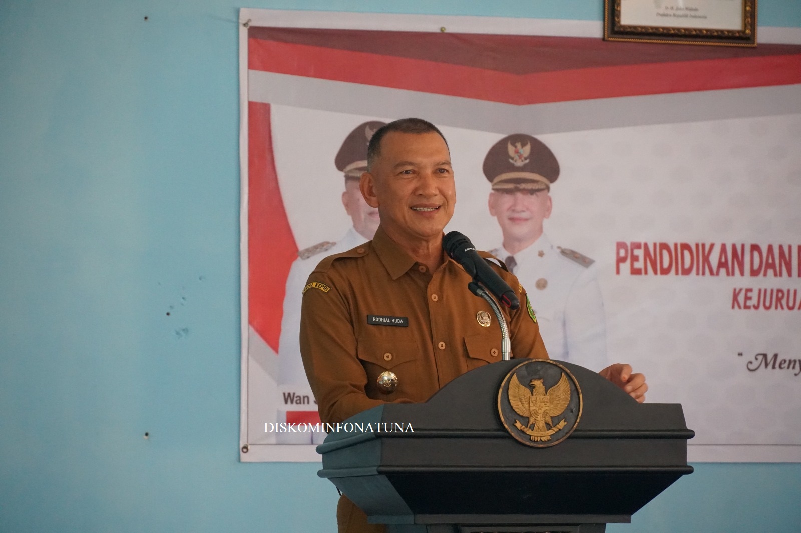 You are currently viewing Wakil Bupati Natuna Buka Pelatihan Keterampilan Tata Rias Pengantin Muslim Modern dan Tata Kecantikan Rambut