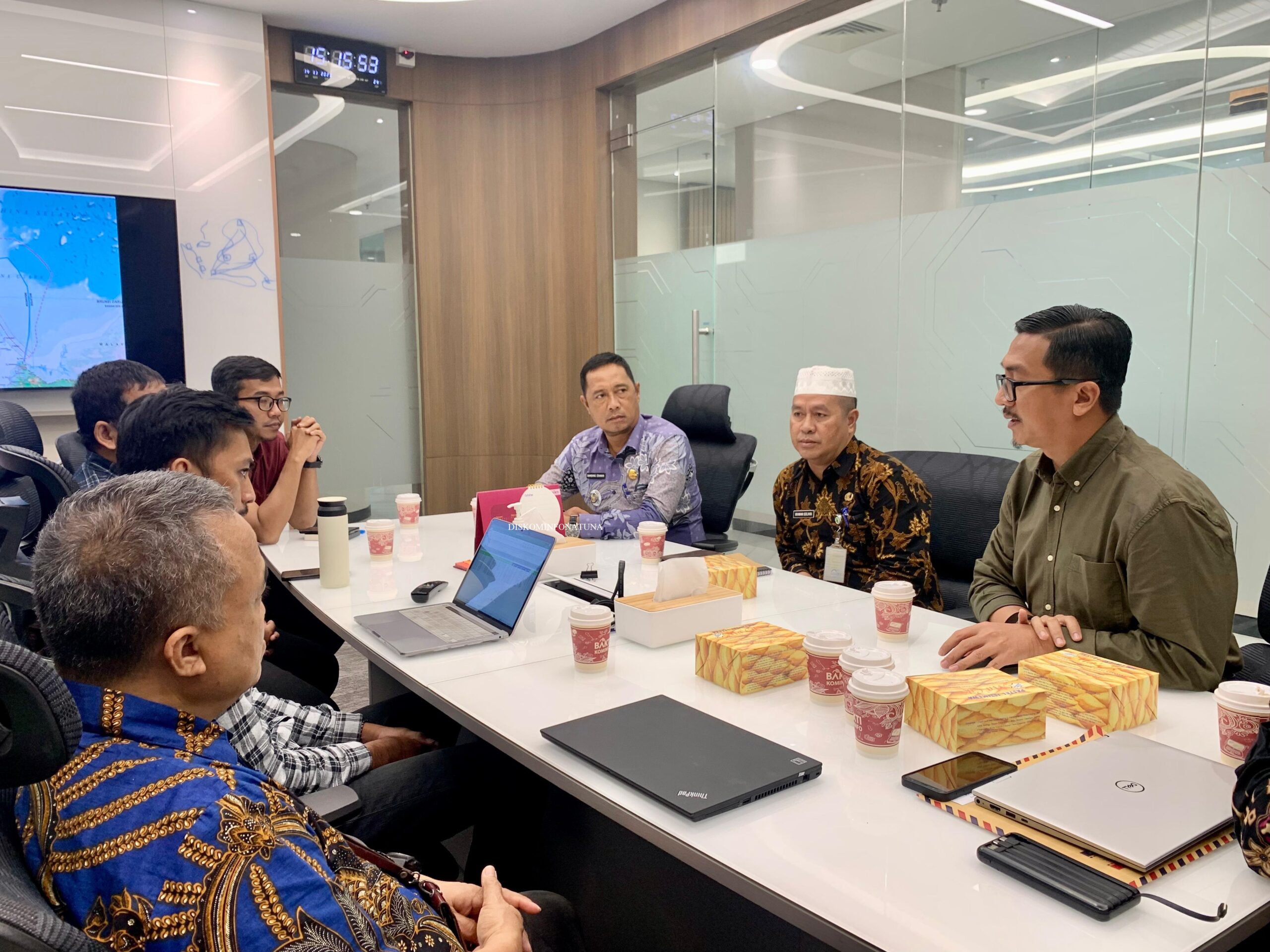 You are currently viewing Sambangi Beberapa Kementerian, Sekda Natuna Perjuangkan Peningkatan Layanan Jaringan Akses Internet Di Kabupaten Natuna