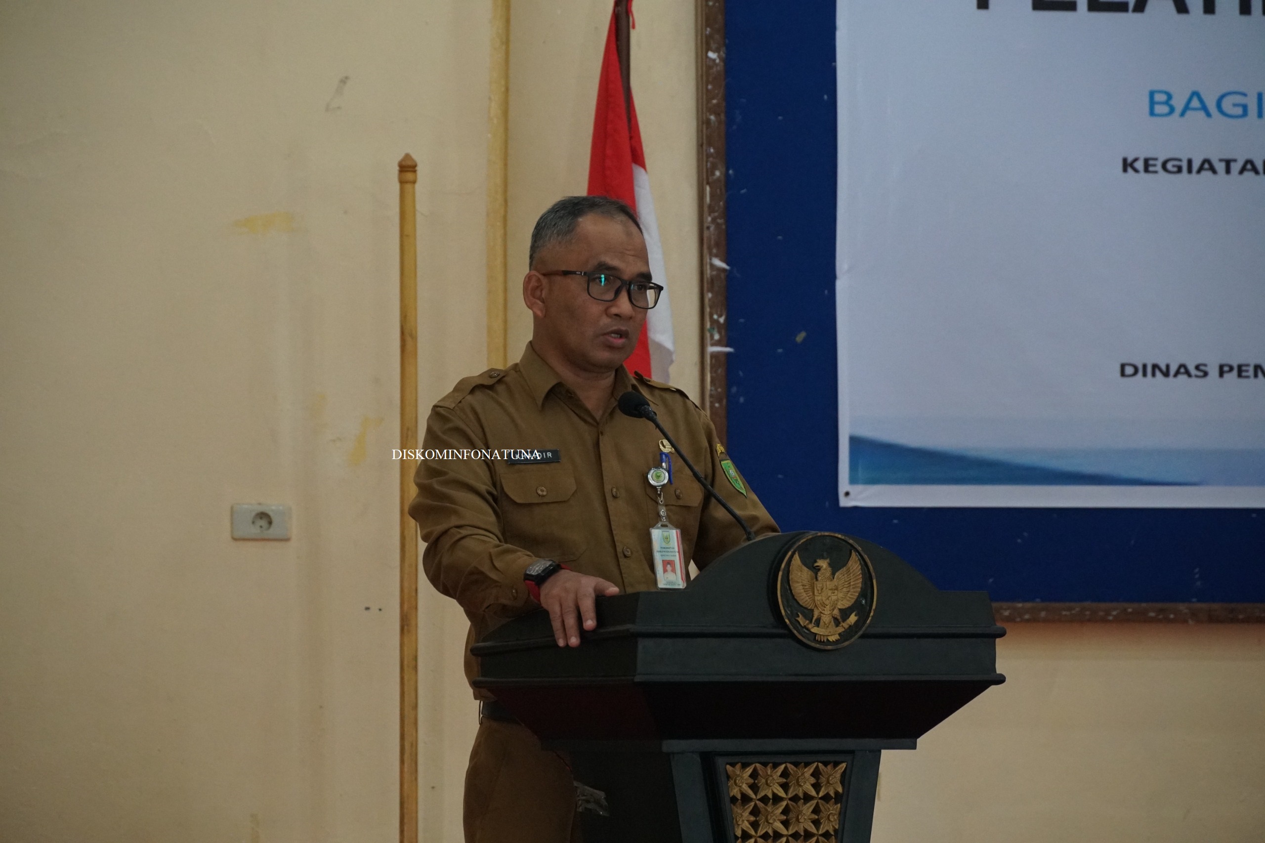 You are currently viewing Diwakili Oleh Asisten I, Bupati Natuna Secara Resmi Buka Kegiatan Pelatihan Psychological First Aid