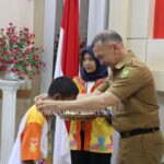 Pemda Natuna Serahkan Penghargaan Kepada Peserta Kompetisi Sempoa Tingkat Nasional