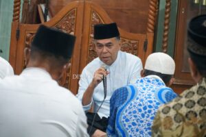 Read more about the article Sambangi Mesjid At Taqwa Kecamatan Midai, Bupati Natuna Ajak Jamaah Memaknai Rasa Syukur