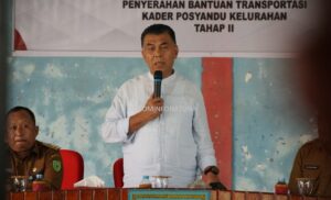 Read more about the article Bupati Natuna Serahkan Bantuan Puskesmas Keliling dan Bantuan Transportasi Kader Posyandu Kelurahan Tahap 2 Kecamatan Midai