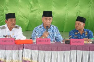 Read more about the article Sambangi Desa Ceruk, Bupati Natuna Gelar Ramah Tamah Bersama Masyarakat