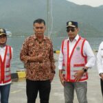 Bupati Natuna Dampingi Menteri Perhubungan Meninjau Pelabuhan Selat Lampa
