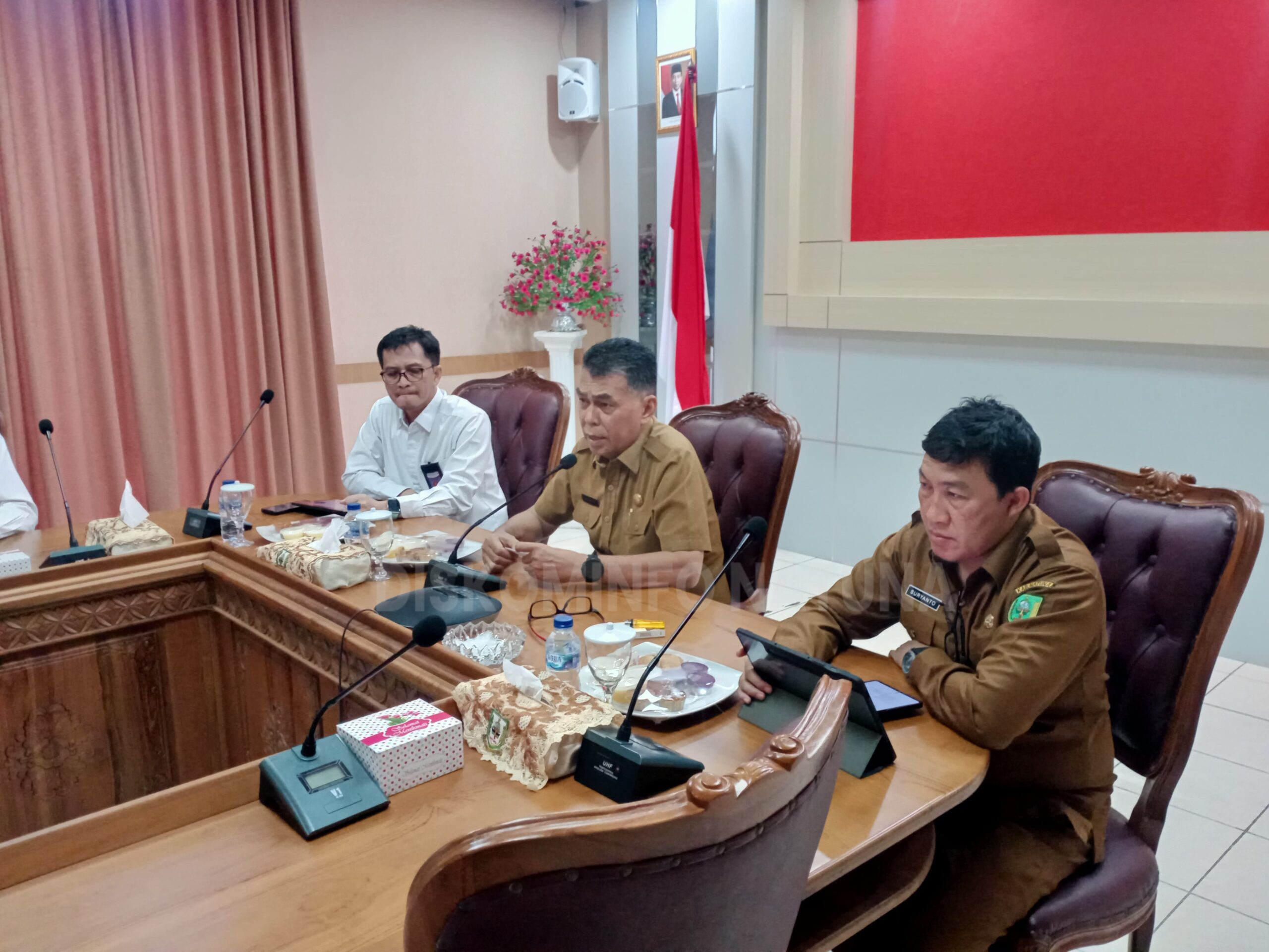 You are currently viewing Bupati Natuna bersama BPKP Perwakilan Kepri Laksanakan Rapat Evaluasi Perencanaan dan Penganggaran Sektoral Pemerintah Daerah Kabupaten Natuna Tahun 2024