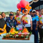 Meriahkan HUT WIDAMSAR, Sekda Natuna Ikuti Senam Bersama Masyarakat Natuna