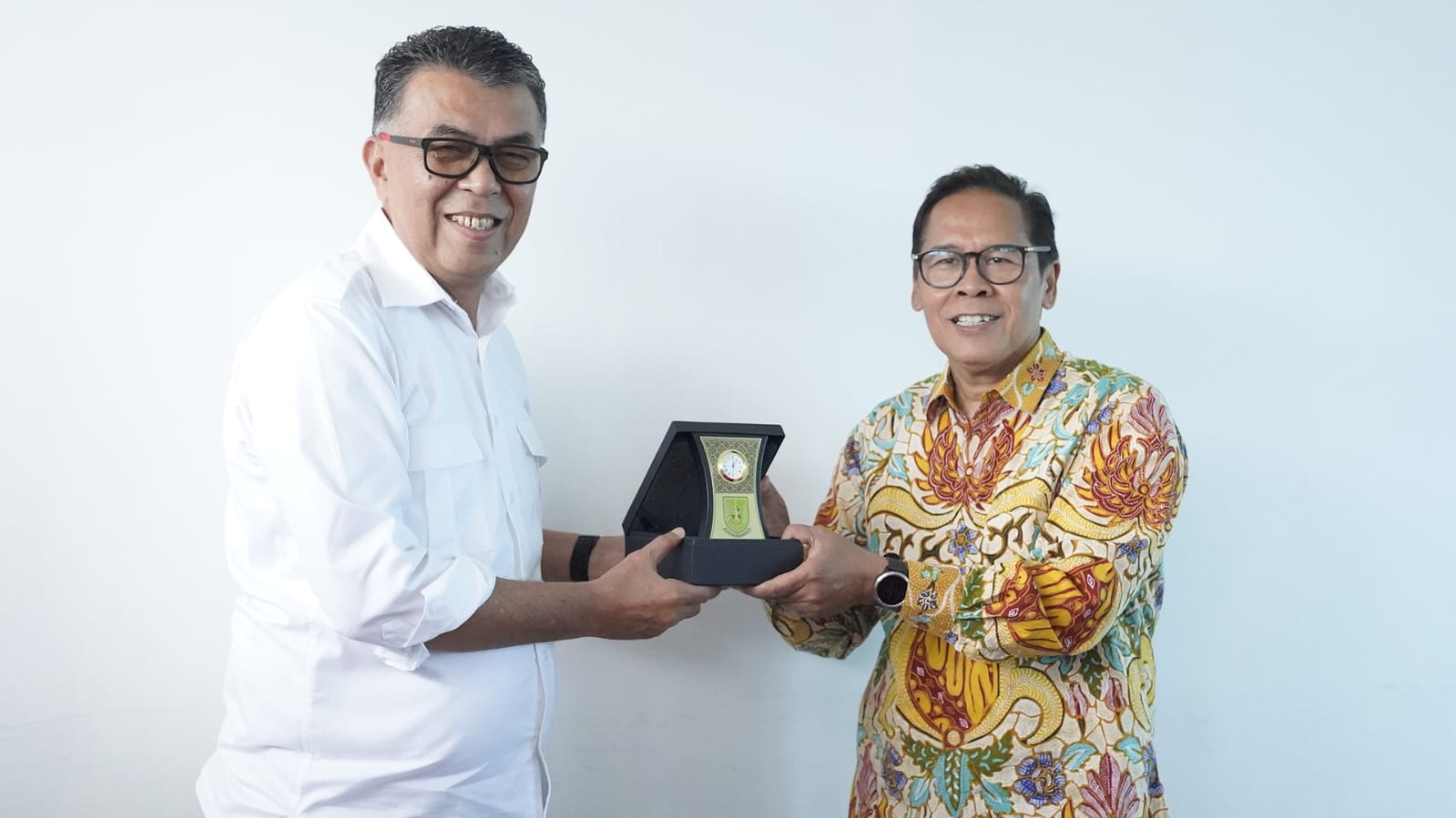You are currently viewing Sambangi Universitas Telkom Jakarta, Bupati Natuna Kembali Dapatkan 8 Kuota Beasiswa Unggulan 100% dan 13 Beasiswa Pintar Tahun 2024